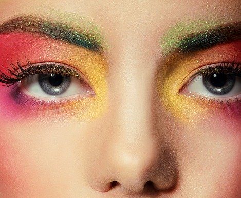 Facelift Vs. Fillers: Which One Is To Choose?