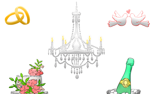 5 Innovative and Wowzyy Chandelier Cakes for Your Happy Moments