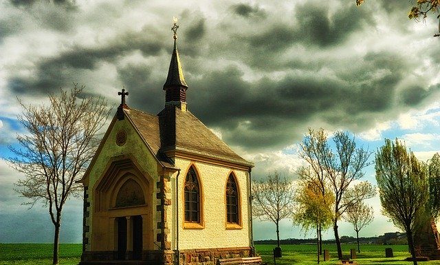 7 Unique Fundraising Ideas For Small Churches