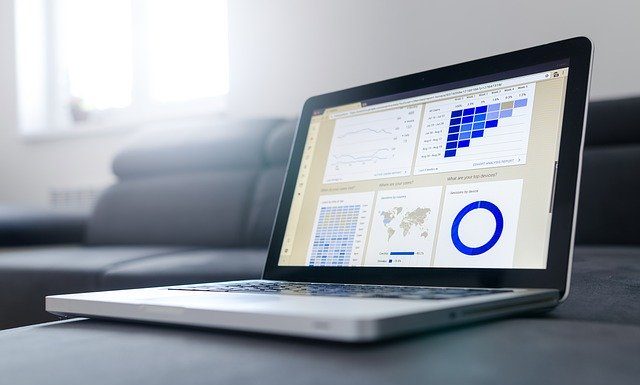 Scrum Master vs. Project Manager: Their Roles & Differences