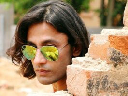 Jump the Style Queue with These Ray Ban Goggles