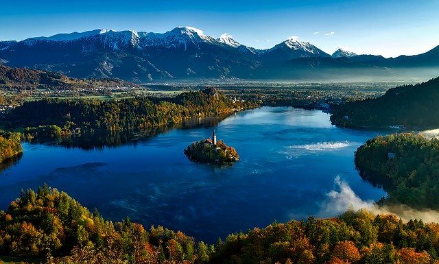 From mountains to sea and back in an hour: Enjoy winter Holidays in Slovenia