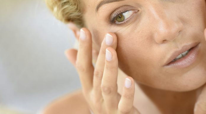 Do you know? Hemp seeds are good for glowing skin