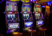 Online casinos offer many advantages to the player for online gambling Casino, Arcade, Slot Machines, Machines, Gambling, Risk