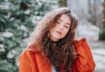 9 Helpful Tips & Tricks to Maintain Your Natural Curly Hair