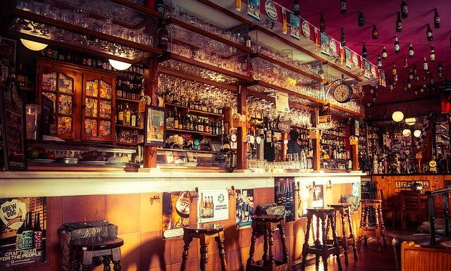 Restaurant Bar Stools Buying Guide