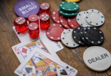 Know How Professionals Score Big in Online Casinos