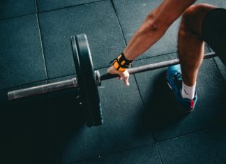 A Brief Guide To Picking The Right Cross Trainers For Home Use