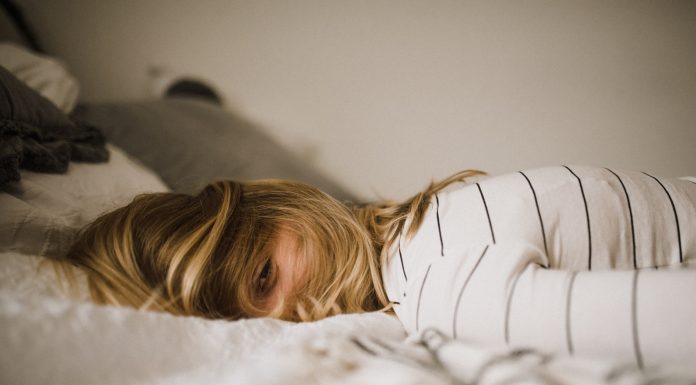 How to Sleep Better at Night: 6 Tips and Tricks