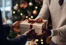 Corporate Gifting Etiquettes in the Holiday Season