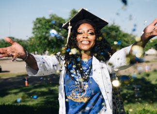 10 REASONS WHY YOU SHOULD PURSUE A NURSING DEGREE IN 2020